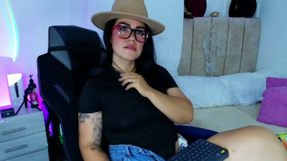 bunnykat_ Webcam Chat August 27, 2026