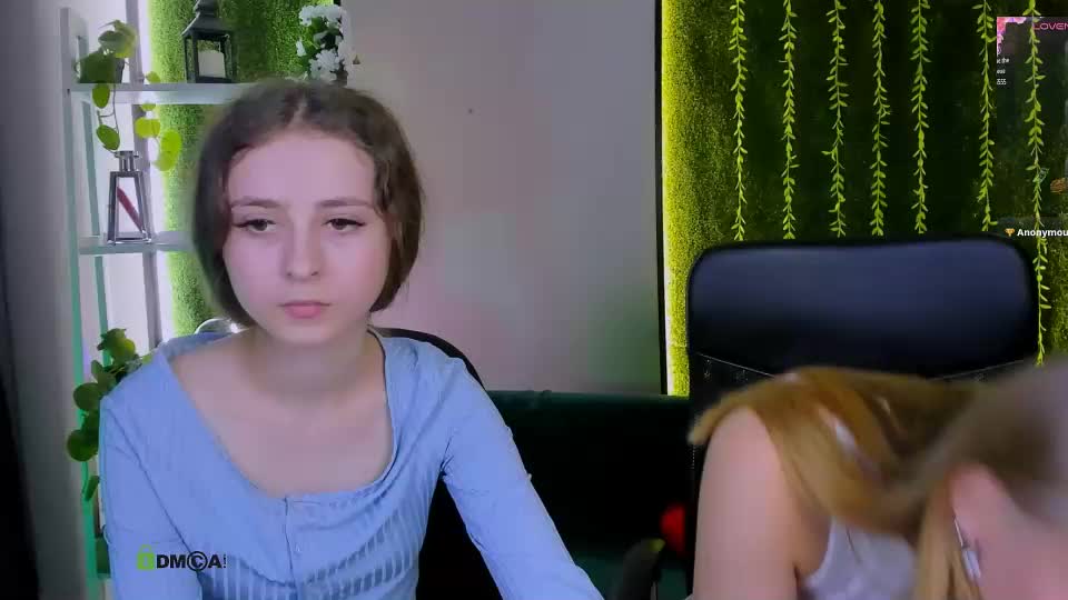 rebecca_smile_ Webcam Chat August 27, 2026