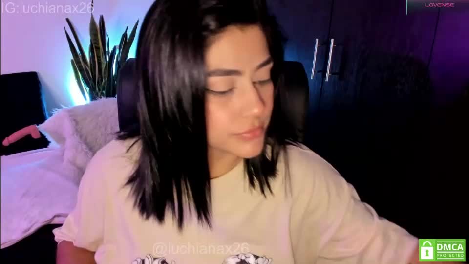 lucy2606 Webcam Chat August 27, 2026