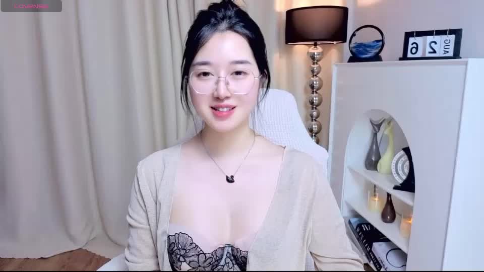 miu99999 Webcam Chat August 27, 2026