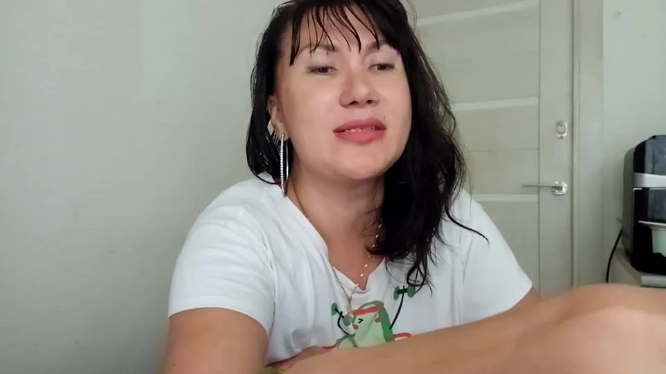 anabellovee Webcam Chat August 27, 2026
