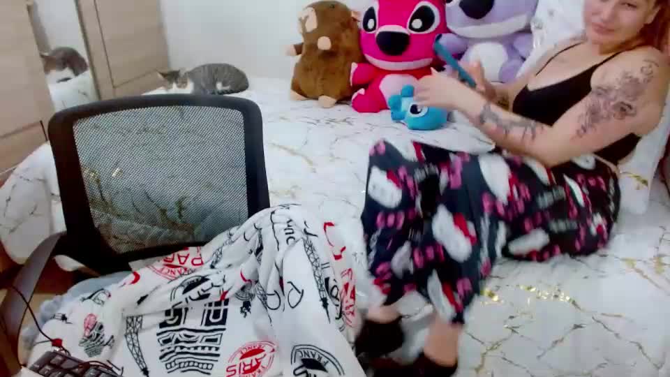 zoe_sexy69 Webcam Chat August 27, 2026
