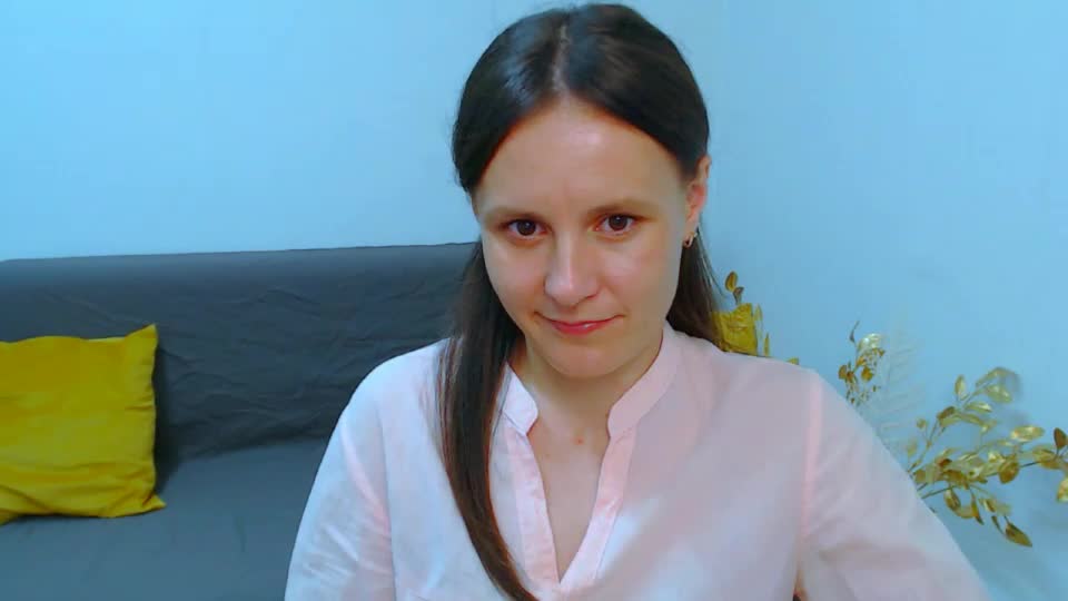 valeriafett_ Webcam Chat August 27, 2026