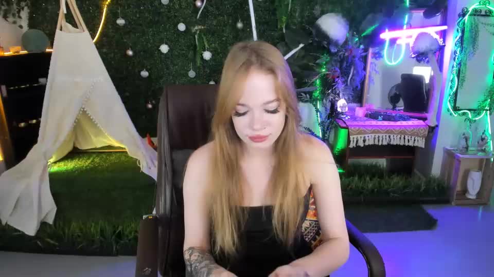 amynox Webcam Chat August 27, 2026