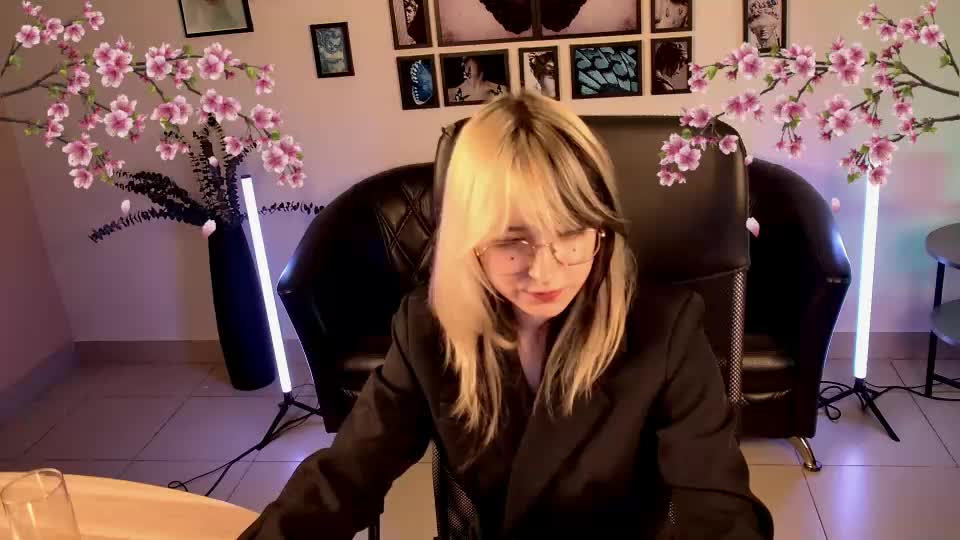 nyxcalderra Webcam Chat August 27, 2026