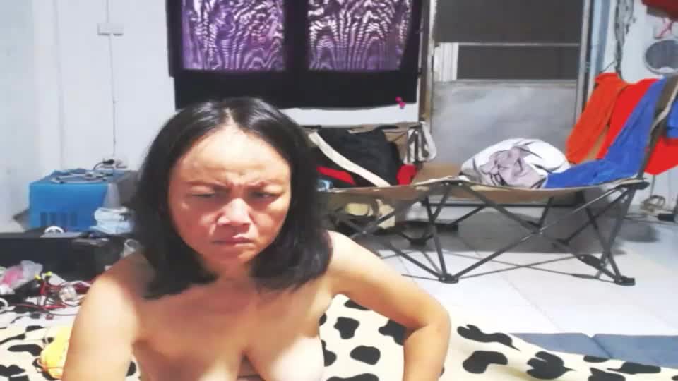 cuteandsexyone Webcam Chat August 27, 2026