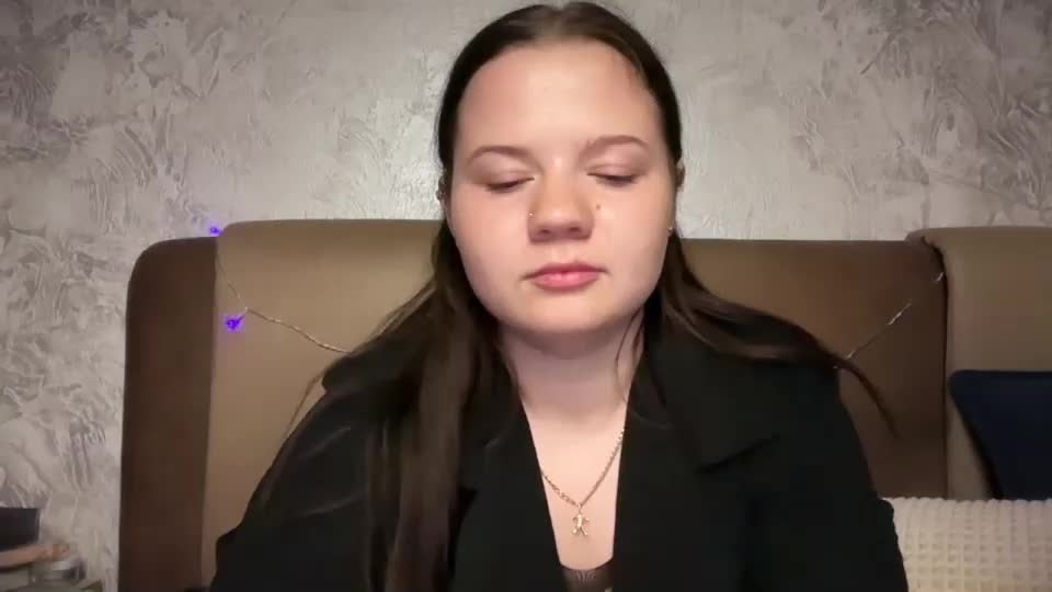 girl_cute07 Webcam Chat August 27, 2026