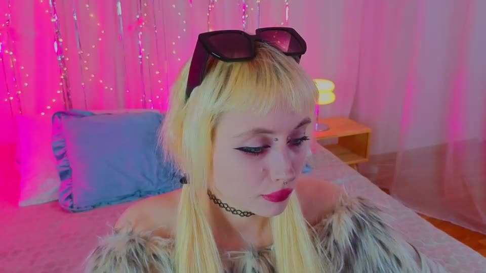 rraffaellka Webcam Chat August 27, 2026