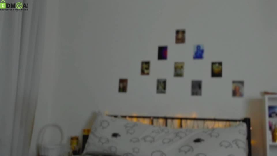 tiffany_loong Webcam Chat August 27, 2026