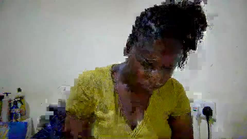 leilacuty13 Webcam Chat August 27, 2026