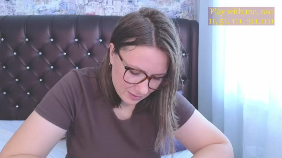 cute_darina Webcam Chat August 27, 2026