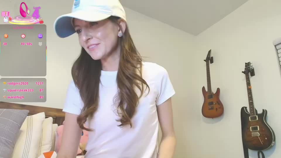 ashleyyylove13 Webcam Chat August 27, 2026