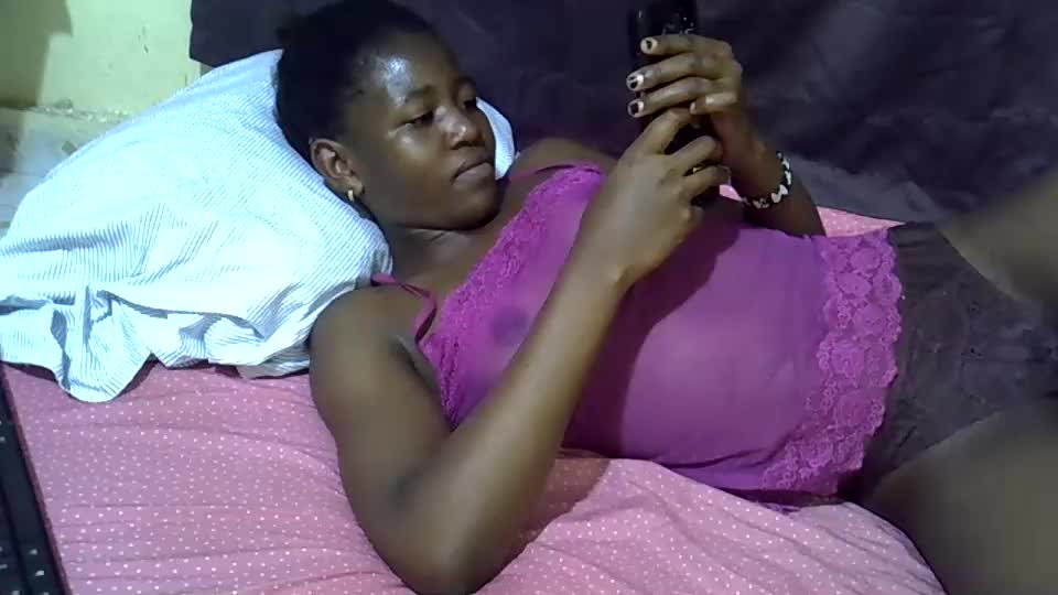sweet_tattiana Webcam Chat August 27, 2026