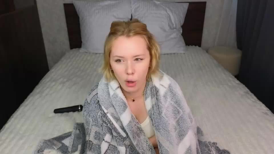 white_melisa Webcam Chat August 27, 2026