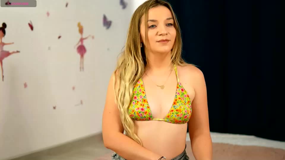 skyeyesluna Webcam Chat August 27, 2026