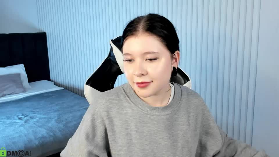 elara_irving Webcam Chat August 27, 2026