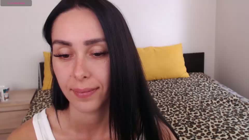 brunettgirl_ Webcam Chat August 27, 2026