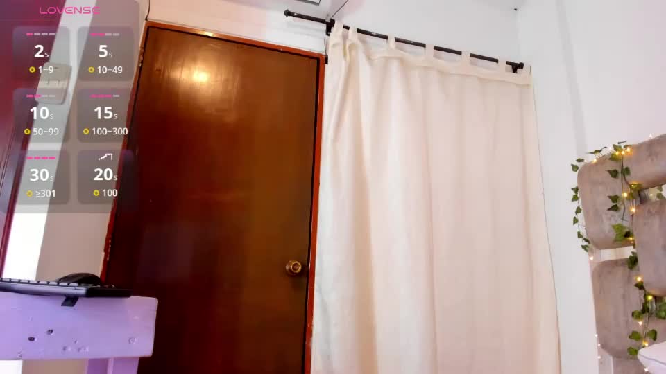 nohanicole Webcam Chat August 27, 2026