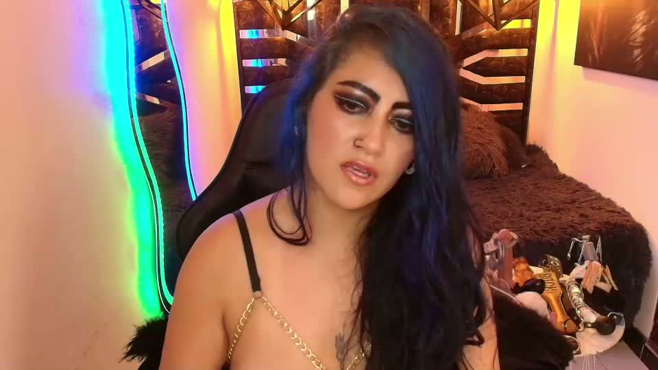scarleth_bluee Webcam Chat August 28, 2026