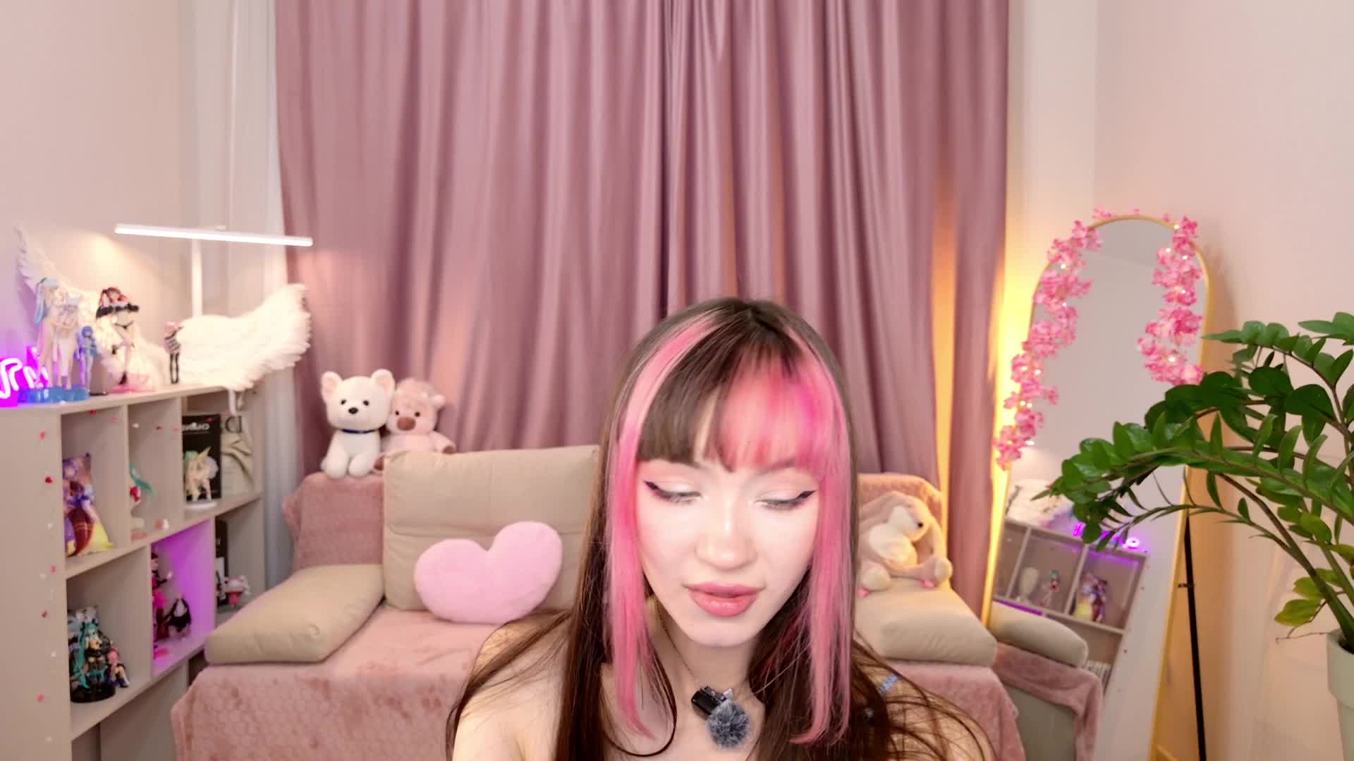 MiiyaCute Webcam Chat August 28, 2026
