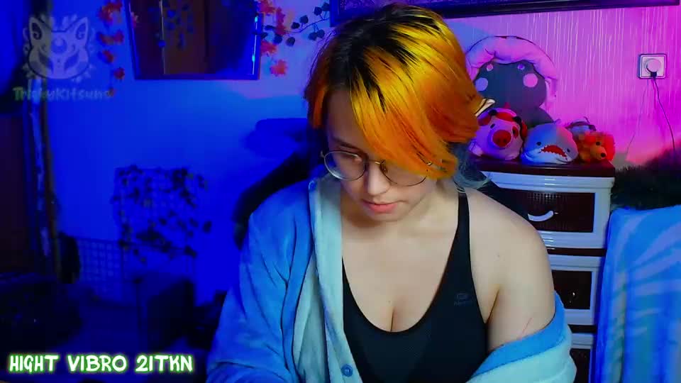 trickykitsune Webcam Chat August 28, 2026