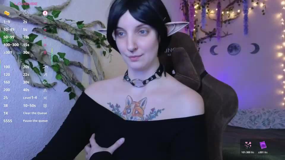 elfie_agatha Webcam Chat August 28, 2026