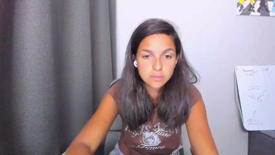 gabri_baby Webcam Chat August 28, 2026
