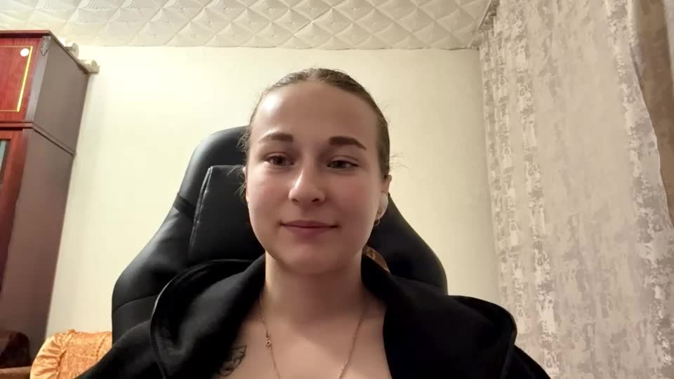 marlenahuit Webcam Chat August 28, 2026