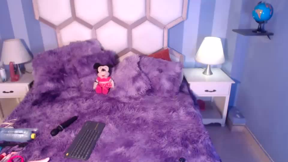 yvi_taylor Webcam Chat August 28, 2026