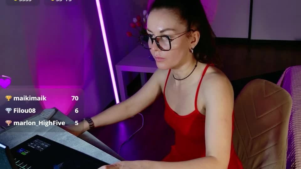 amelinamersi Webcam Chat August 28, 2026