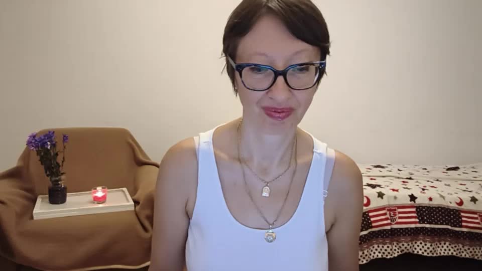 bellarose_2020 Webcam Chat August 28, 2026