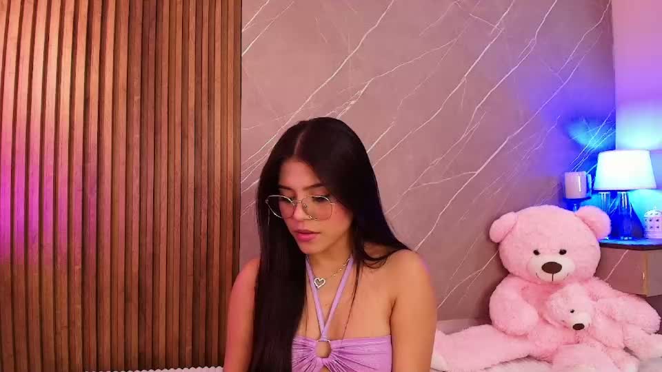 ariana_jhonson11 Webcam Chat August 28, 2026