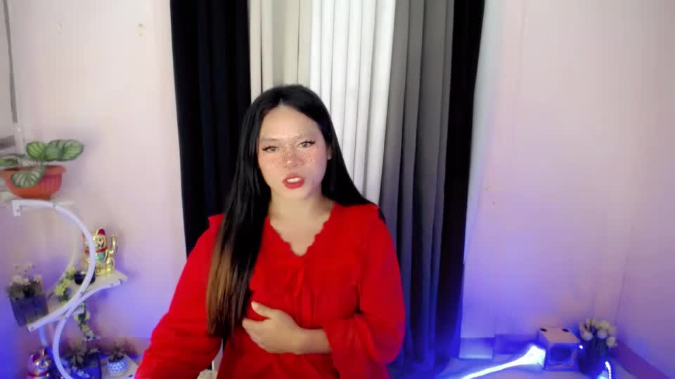 bella_ngo Webcam Chat August 28, 2026