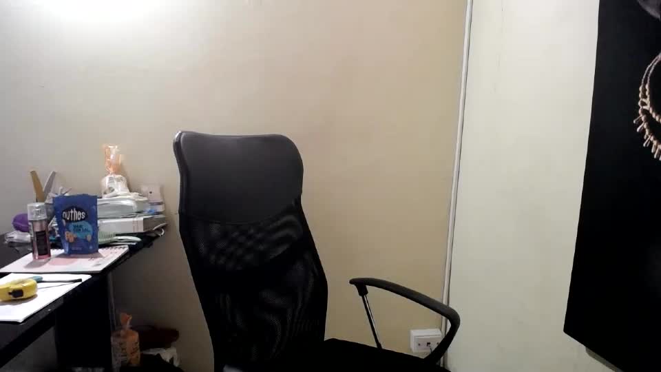 neny445 Webcam Chat August 28, 2026