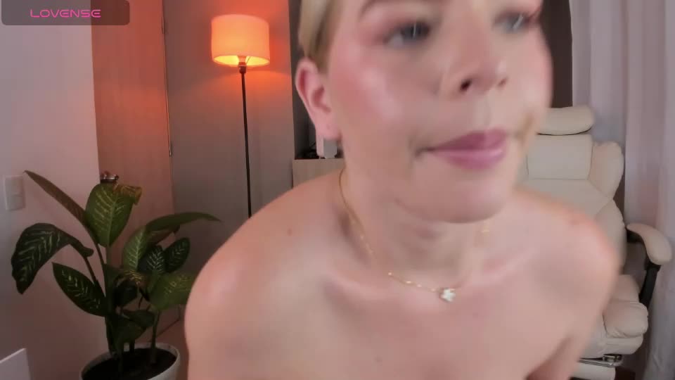 niicoleta2 Webcam Chat August 29, 2026