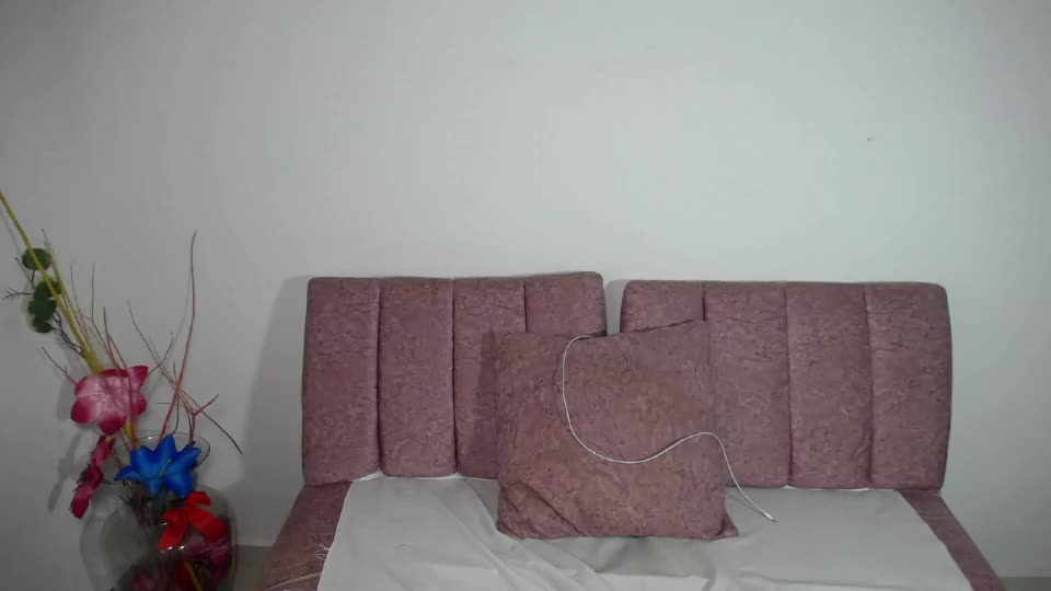 _naughtycouple1_ Webcam Chat August 29, 2026