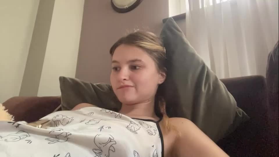 crystalstipp Webcam Chat August 29, 2026