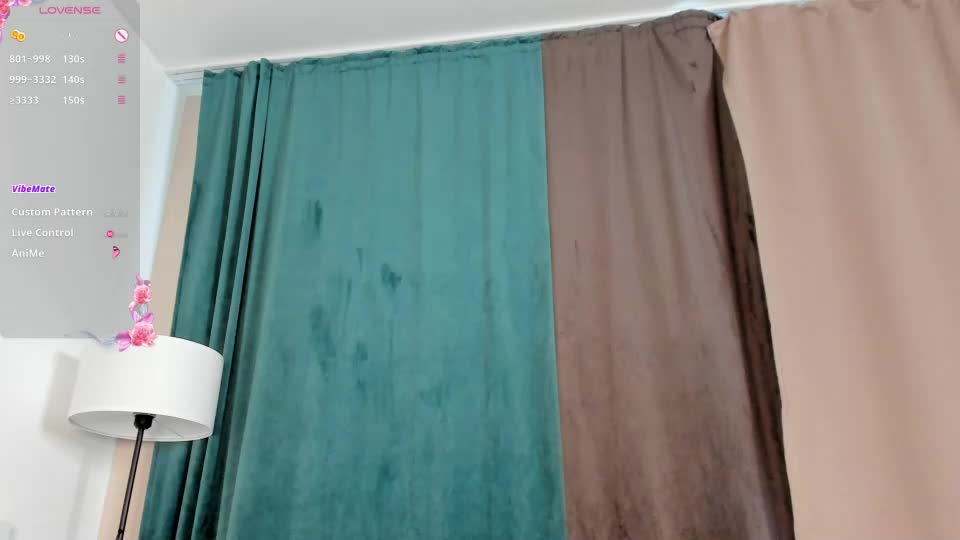 portia_bubbles Webcam Chat August 29, 2026