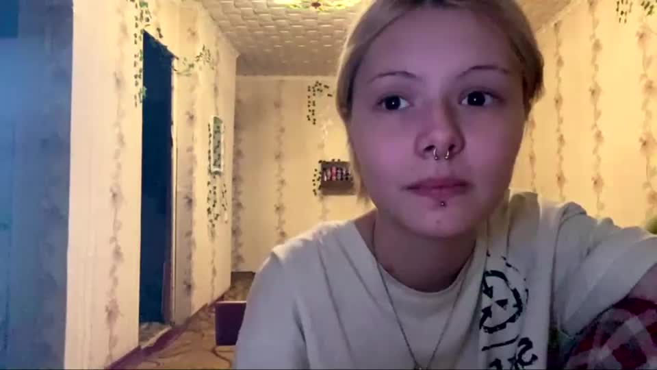 richellearmentrout Webcam Chat August 29, 2026