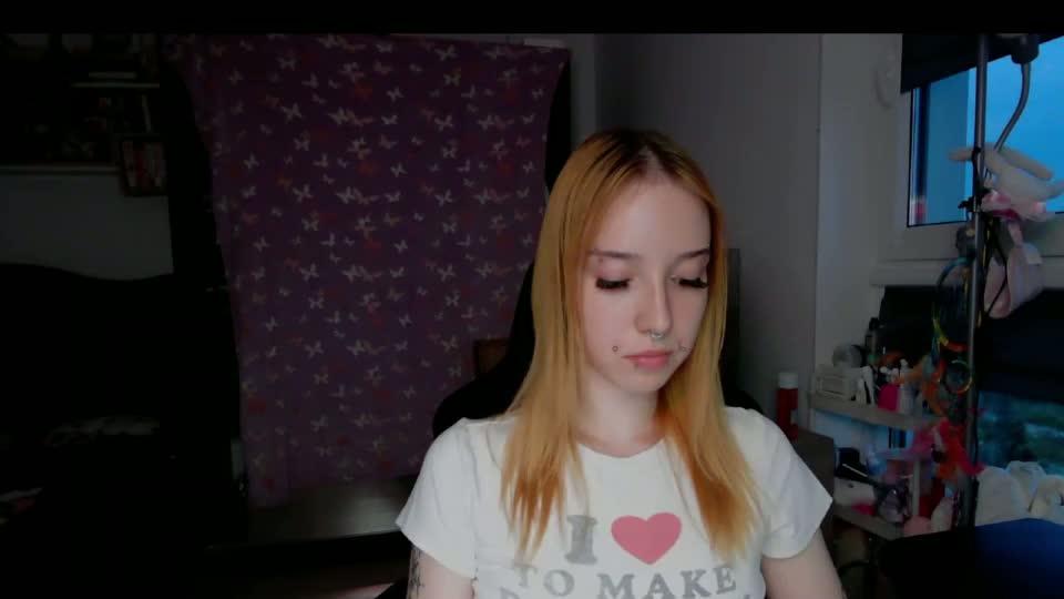 foxsonya Webcam Chat August 29, 2026