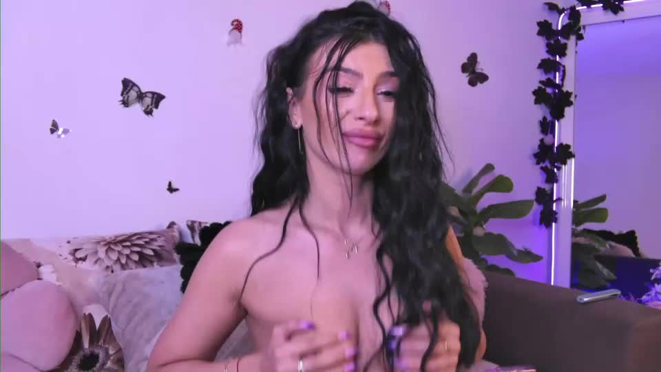 ameliereeaa Webcam Chat August 29, 2026