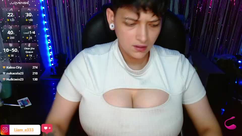 maylyy_kan Webcam Chat August 29, 2026