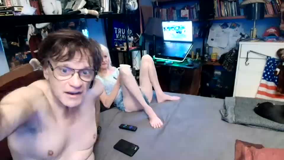 pink_black Webcam Chat August 30, 2026