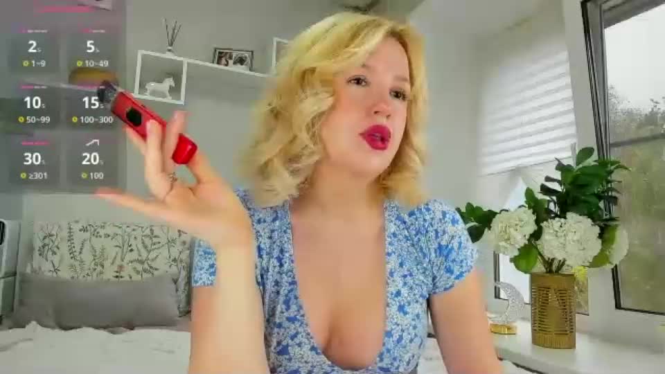 crowned_goddess Webcam Chat August 30, 2026