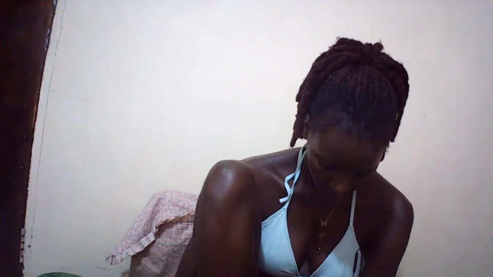 queen_0012 Webcam Chat August 30, 2026