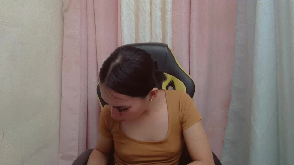 asian_pinay_oldlover Webcam Chat August 30, 2026