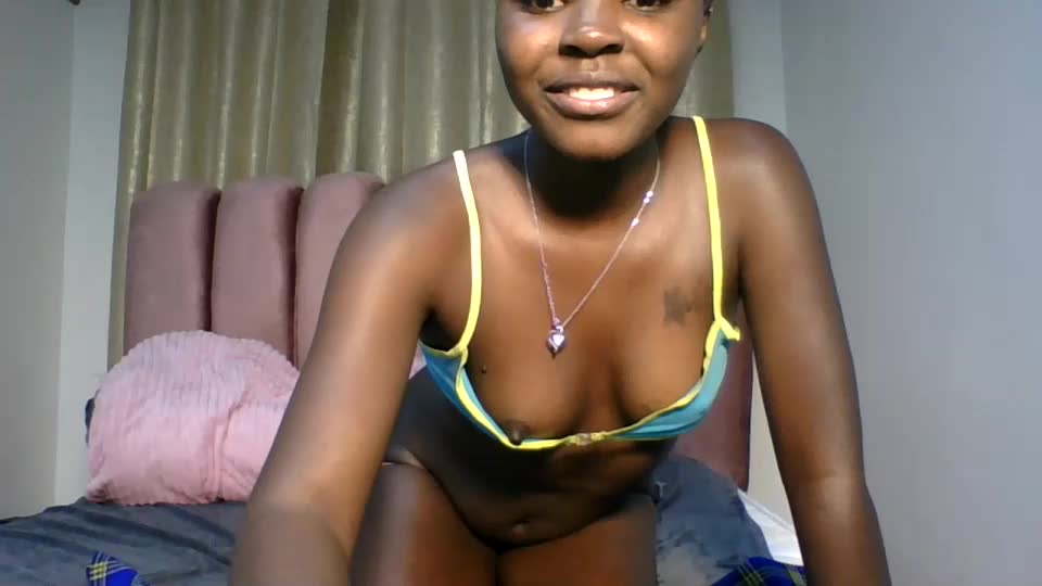 hunnyteaser Webcam Chat August 30, 2026