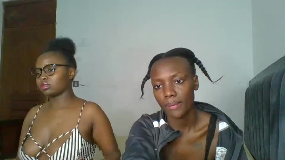 peach_ebonny Webcam Chat August 30, 2026