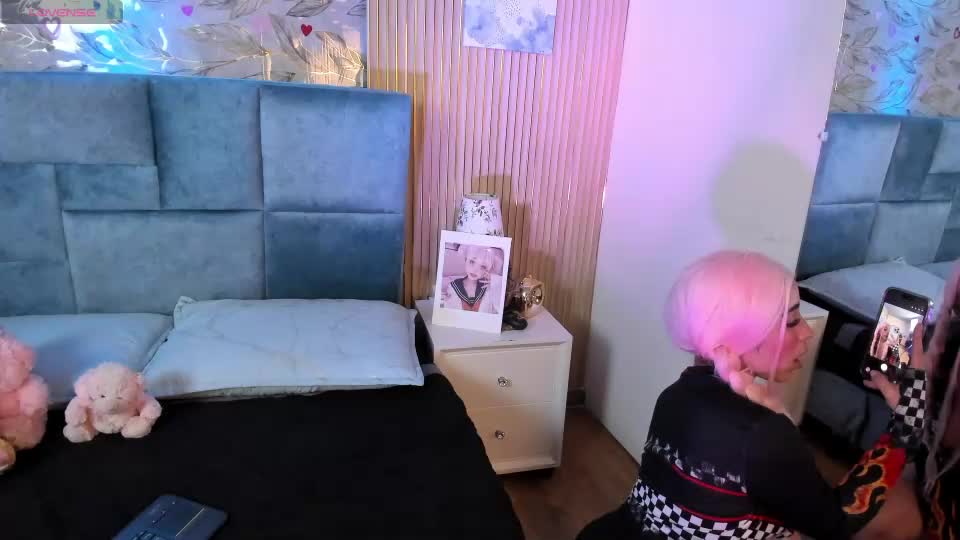 delphine_doll Webcam Chat August 30, 2026