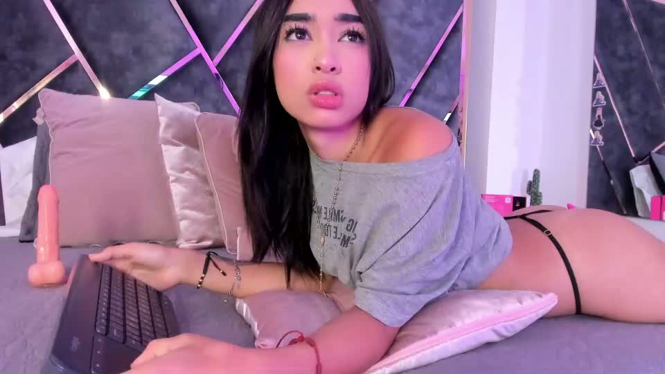 staciemoon Webcam Chat August 30, 2026